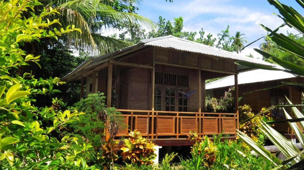 Two Fish Resort Bunaken Esterno foto