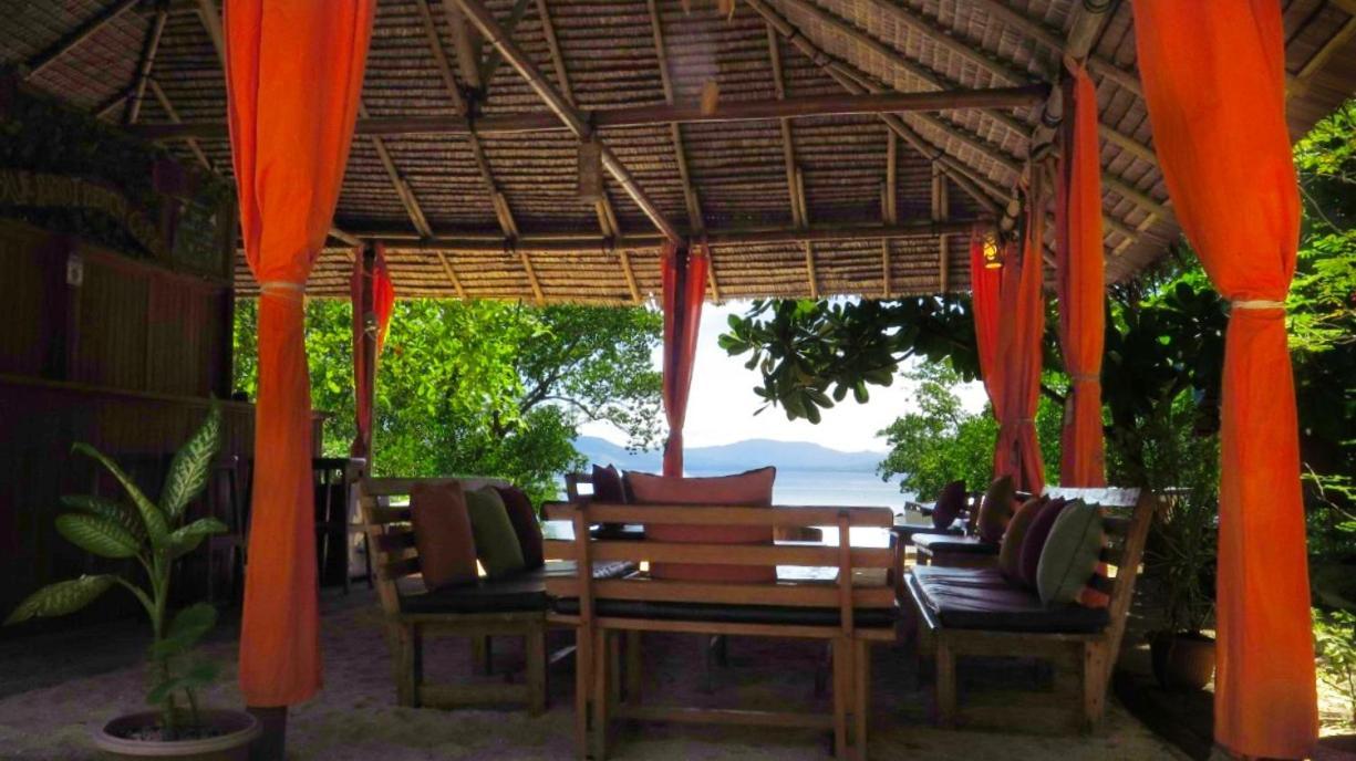 Two Fish Resort Bunaken Esterno foto