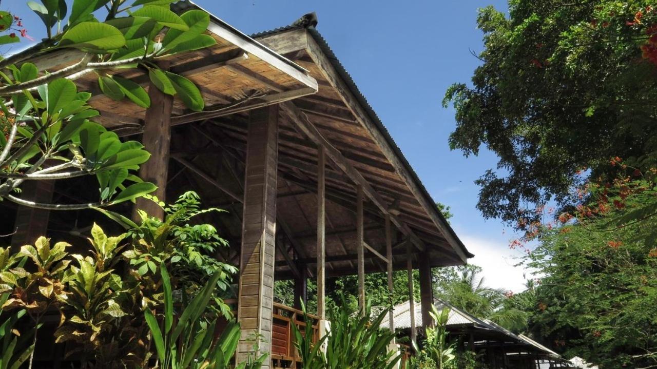 Two Fish Resort Bunaken Esterno foto