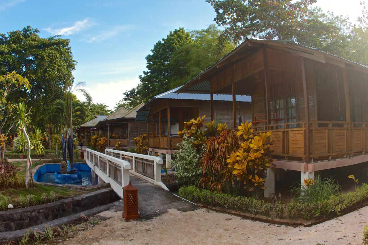 Two Fish Resort Bunaken Esterno foto